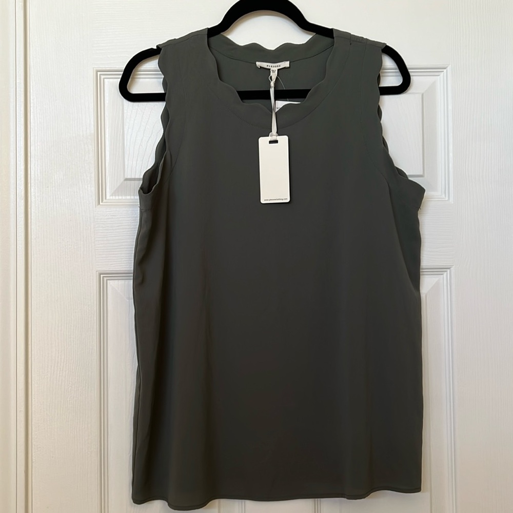 New Pleione White Scallop Top - Olive - Medium